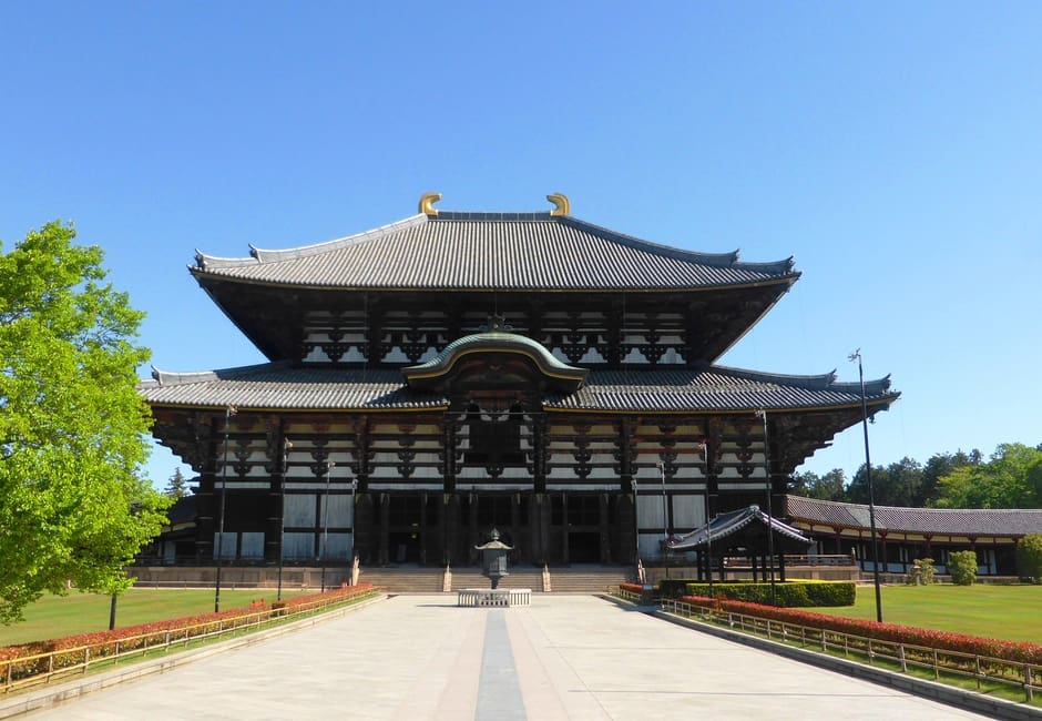 Todai-ji Great Buddha Hall with its wide tiled roof in Nara